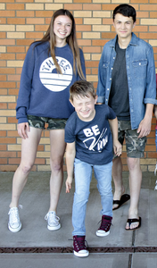Be Kind Youth Shirt - Heather Navy